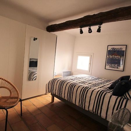 Maison De Village Avec Vue Éguilles Exteriér fotografie