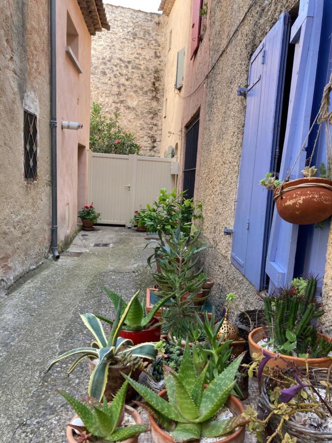 Maison De Village Avec Vue Éguilles Exteriér fotografie